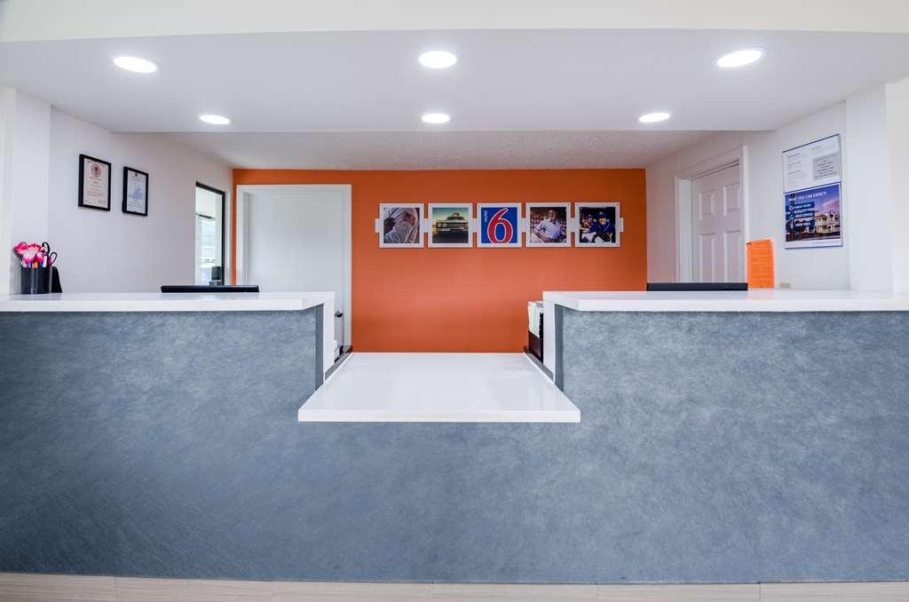 Motel 6 Troutville, Va Nội địa bức ảnh