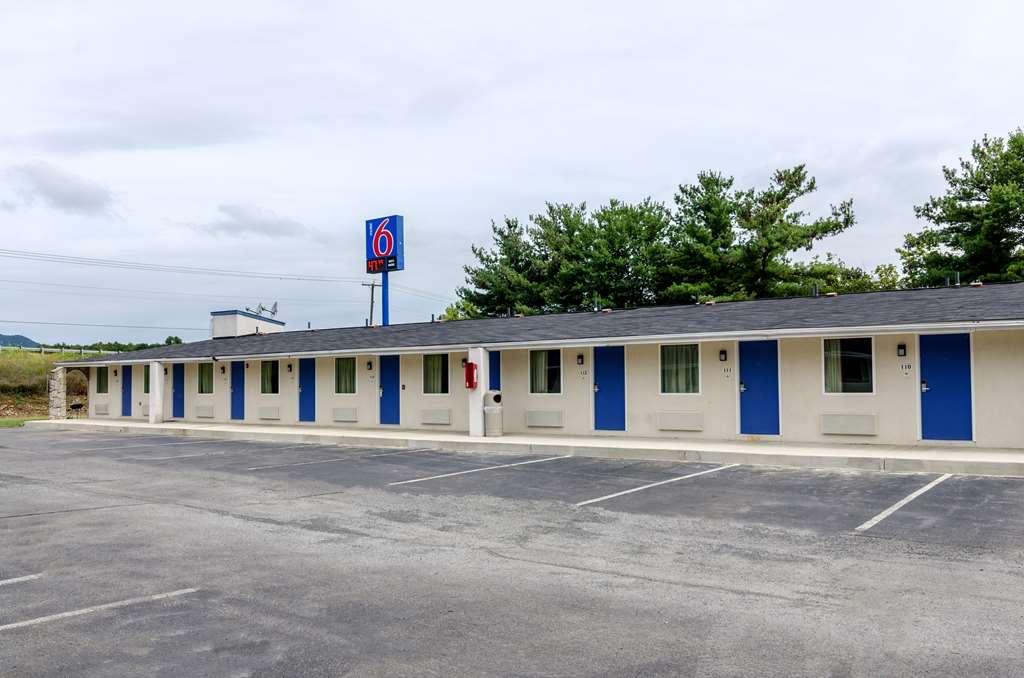 Motel 6 Troutville, Va Ngoại thất bức ảnh